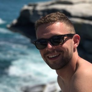 Meet your Posher, Logan